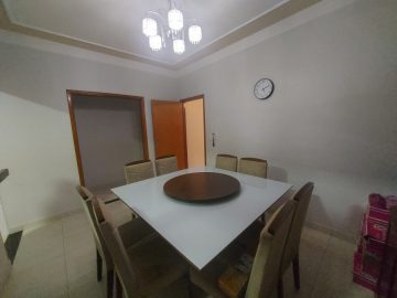 Ótima casa no Jardim América